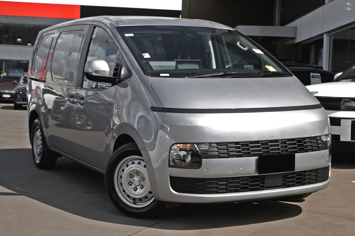2026 Hyundai STARIA