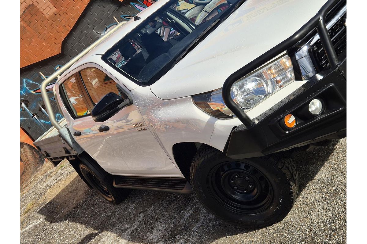 2018 Toyota Hilux SR GUN126R 4X4