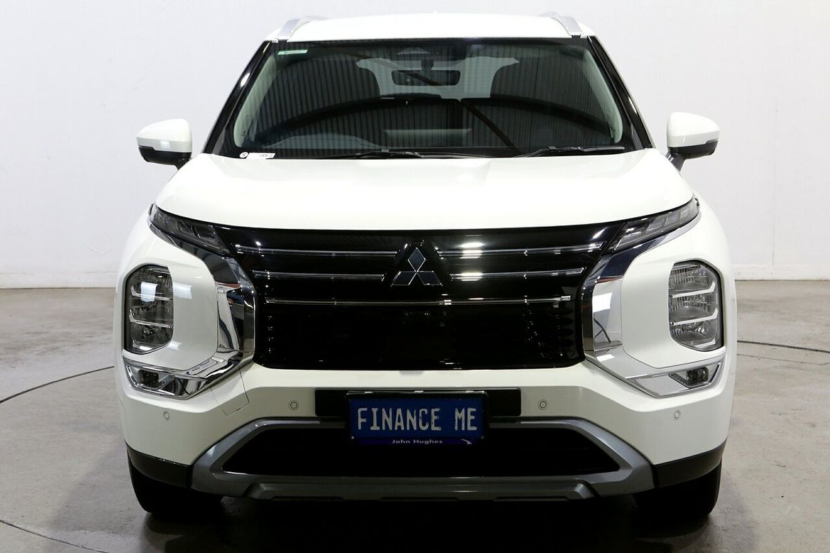 2025 Mitsubishi Outlander LS ZM