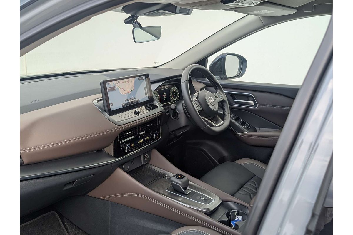 2025 Nissan QASHQAI Ti J12