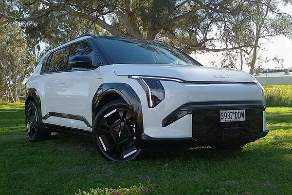 2025 Kia EV3 GT-Line Long Range SV