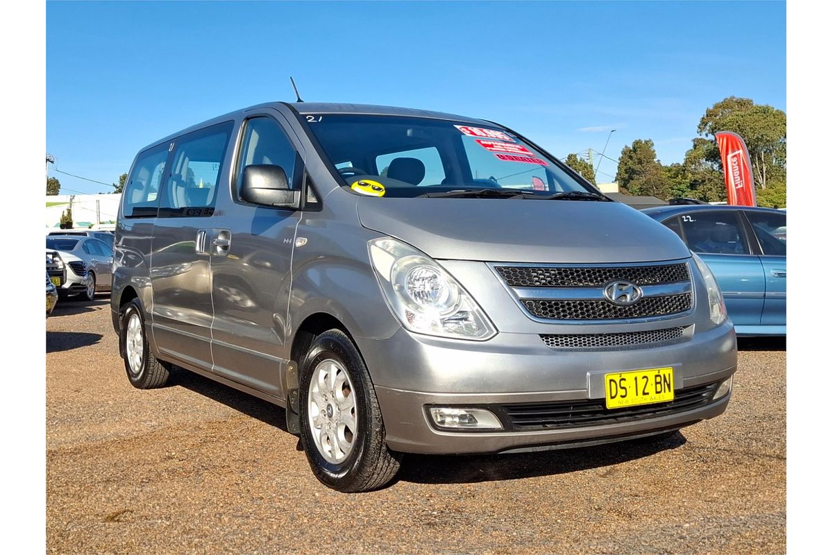 2010 Hyundai iMax TQ-W