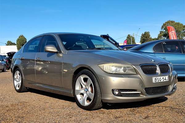 2010 BMW 3 Series 320i Lifestyle E90
