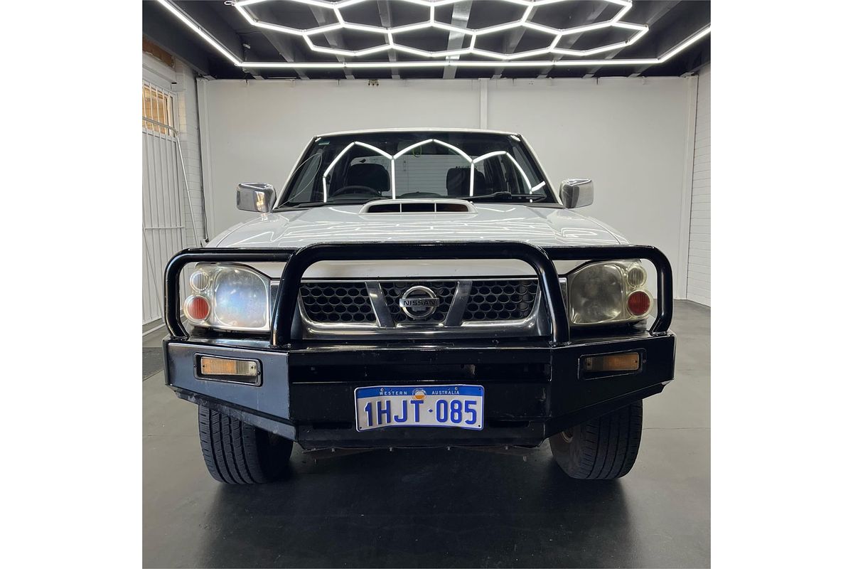 2009 Nissan Navara ST-R D22 4X4