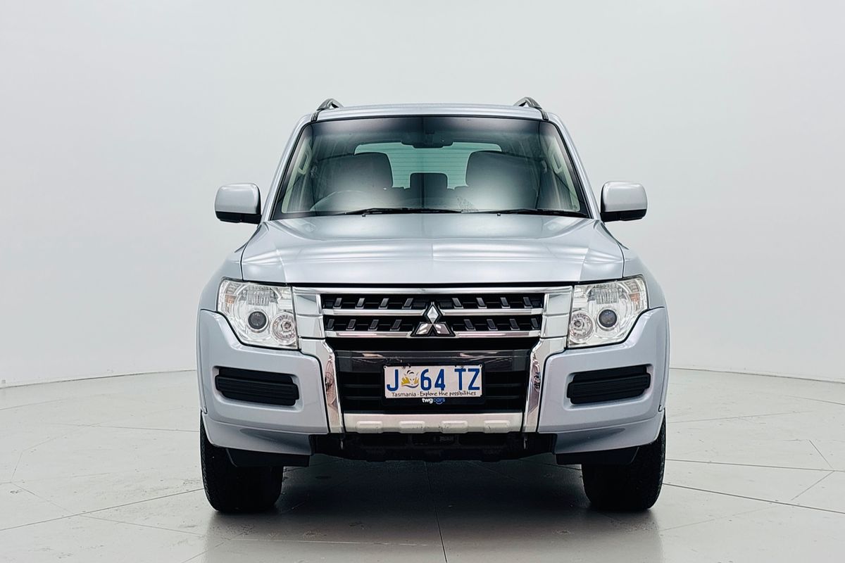 2017 Mitsubishi NX Pajero GLX 3.2L CDI TC 5A/T LWB