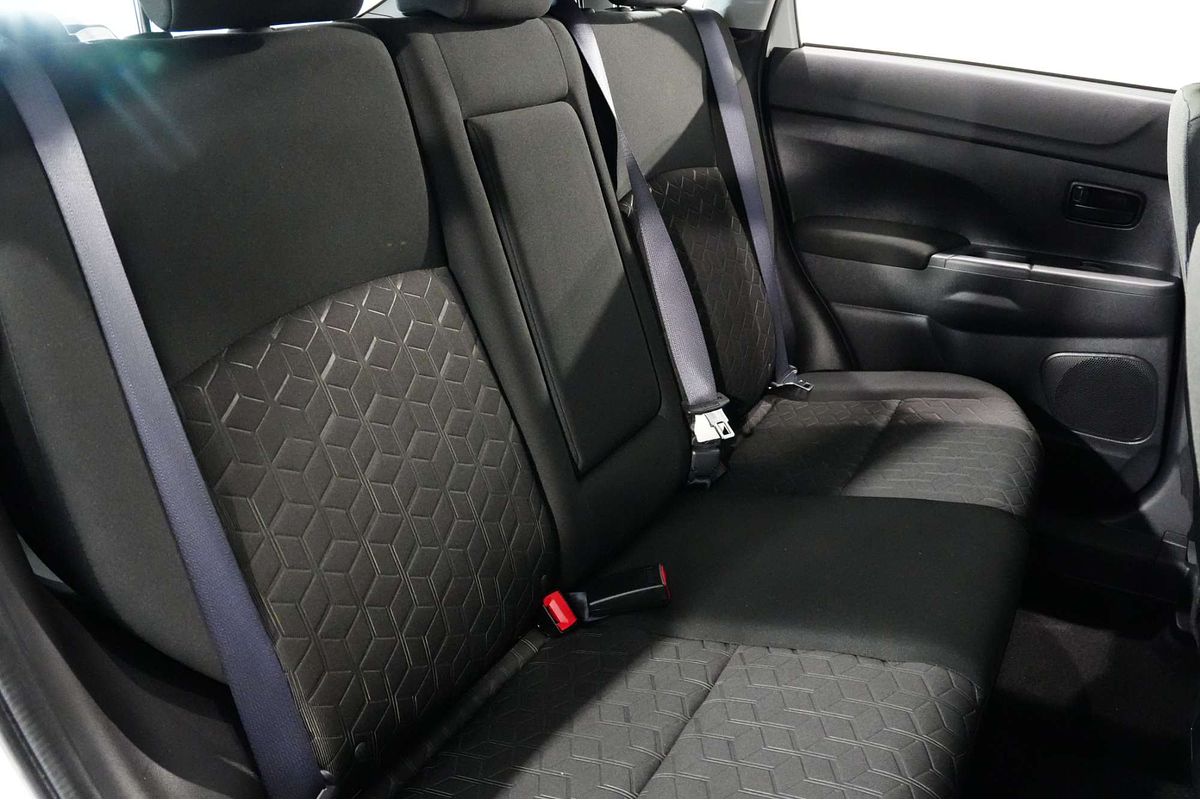 2023 Mitsubishi ASX ES XD