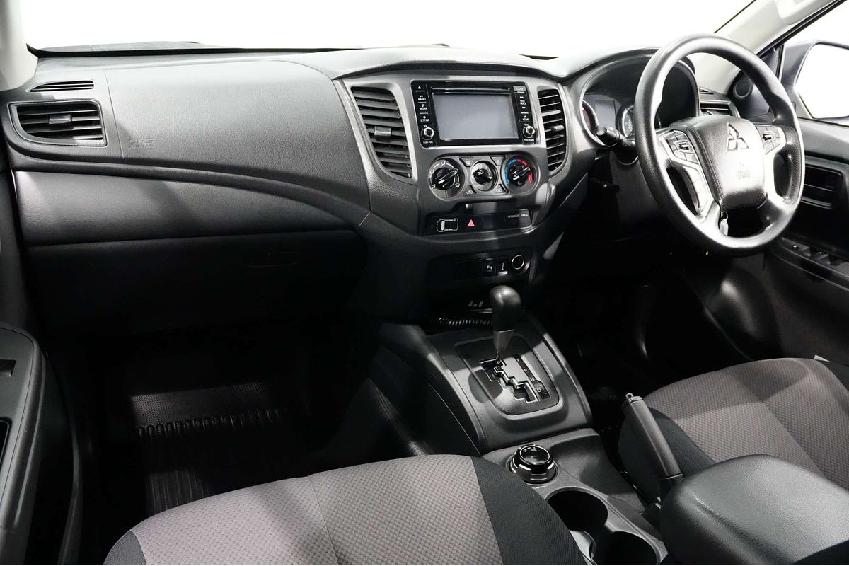 2020 Mitsubishi Triton GLX ADAS MR 4X4
