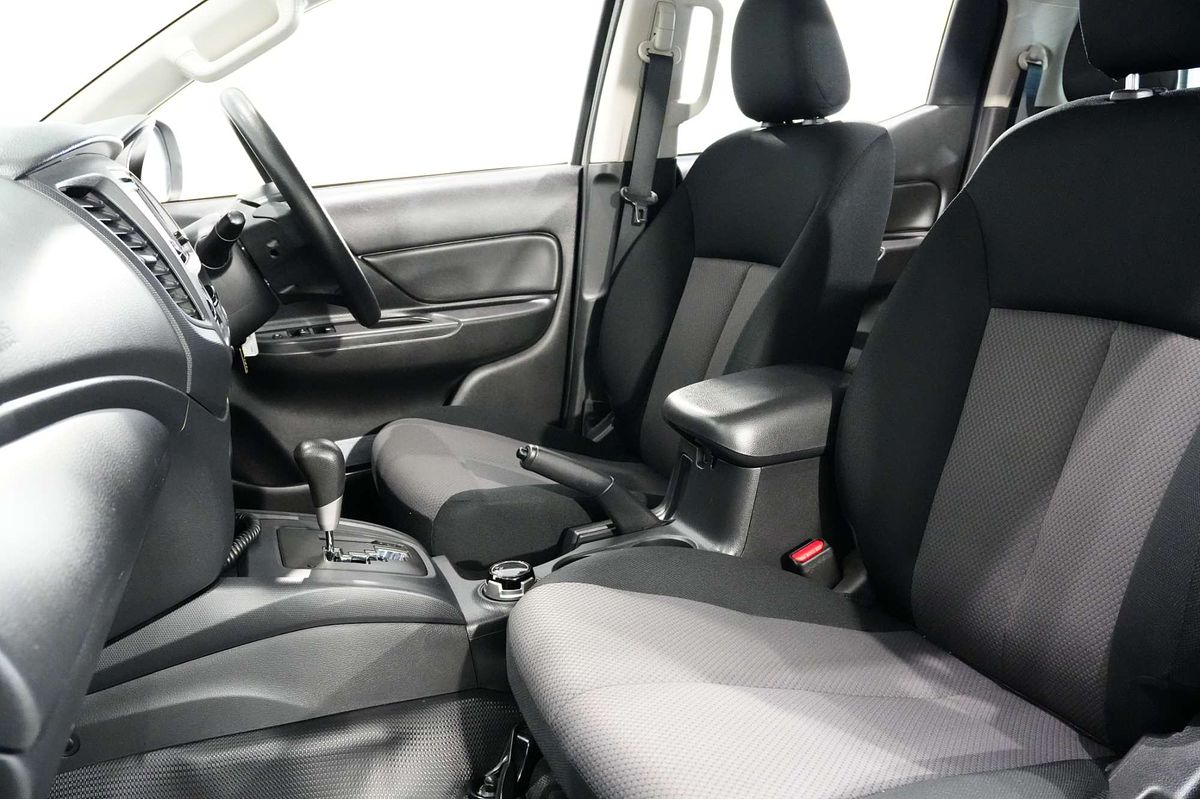 2020 Mitsubishi Triton GLX ADAS MR 4X4