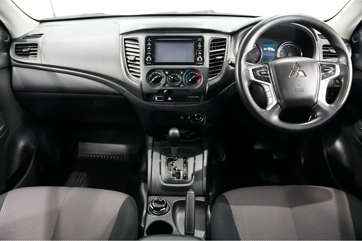 2020 Mitsubishi Triton GLX ADAS MR 4X4