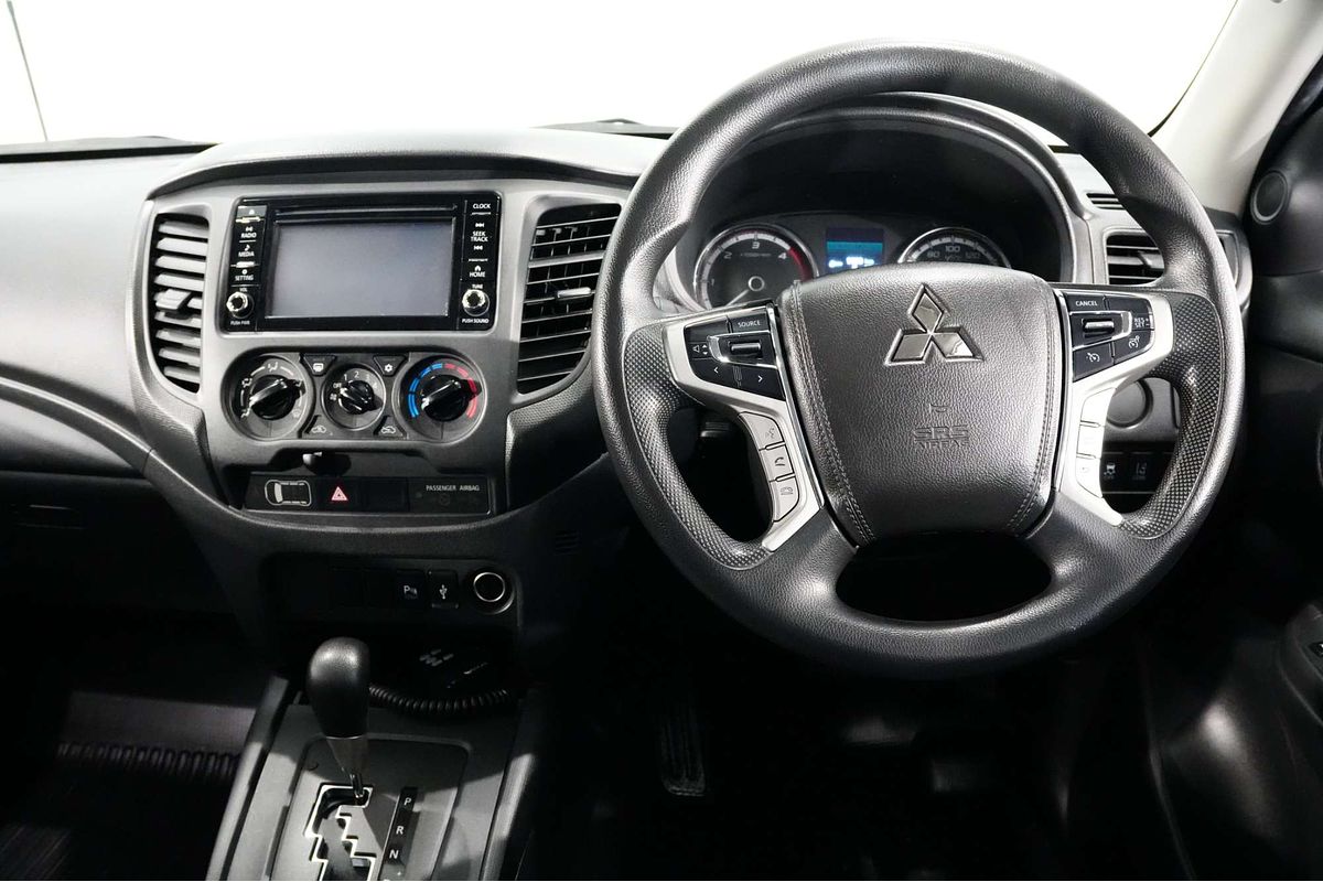 2020 Mitsubishi Triton GLX ADAS MR 4X4