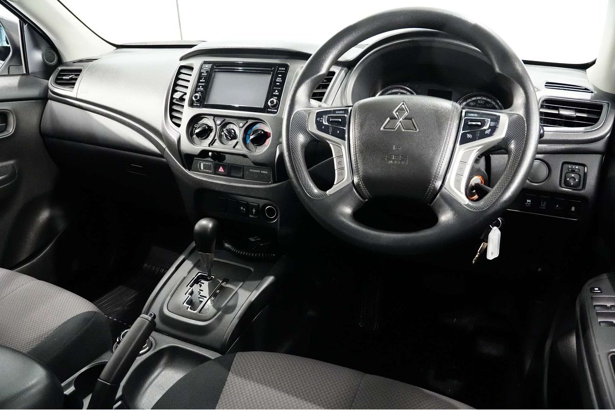 2020 Mitsubishi Triton GLX ADAS MR 4X4