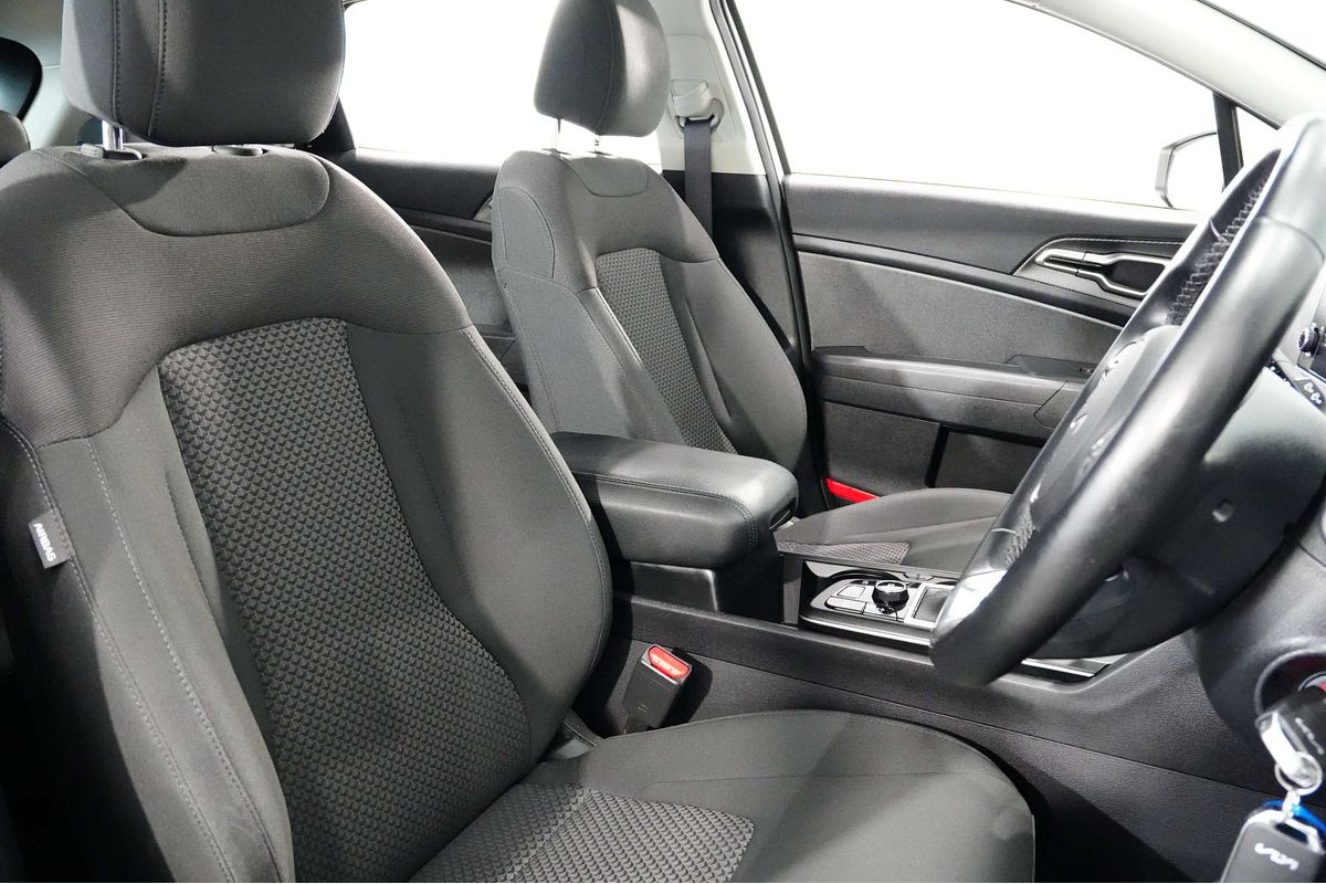 2022 Kia Sportage S NQ5