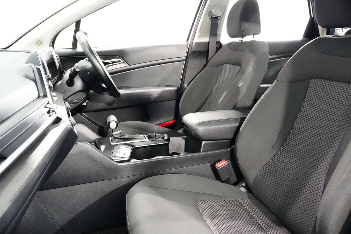 2022 Kia Sportage S NQ5