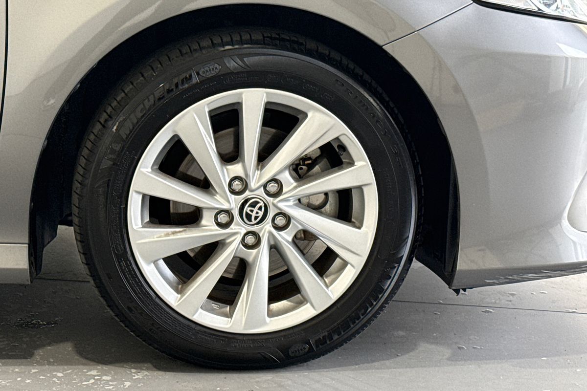 2024 Toyota Camry Ascent AXVH70R