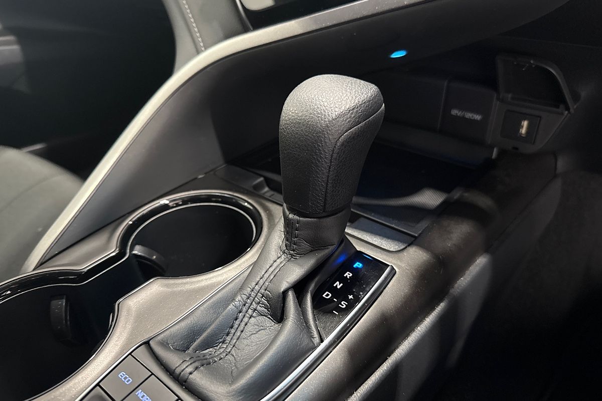 2024 Toyota Camry Ascent AXVH70R