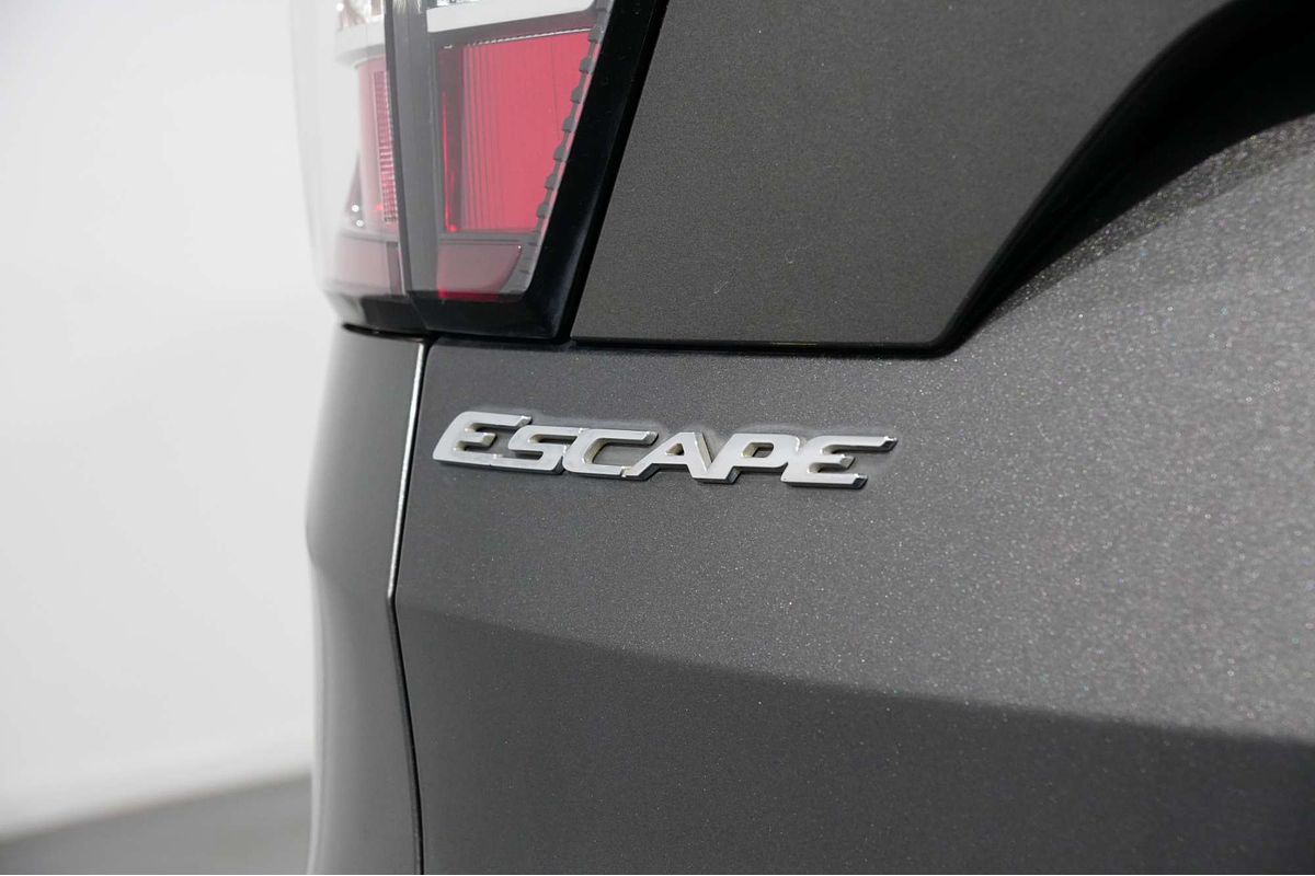 2019 Ford Escape ST-Line ZG