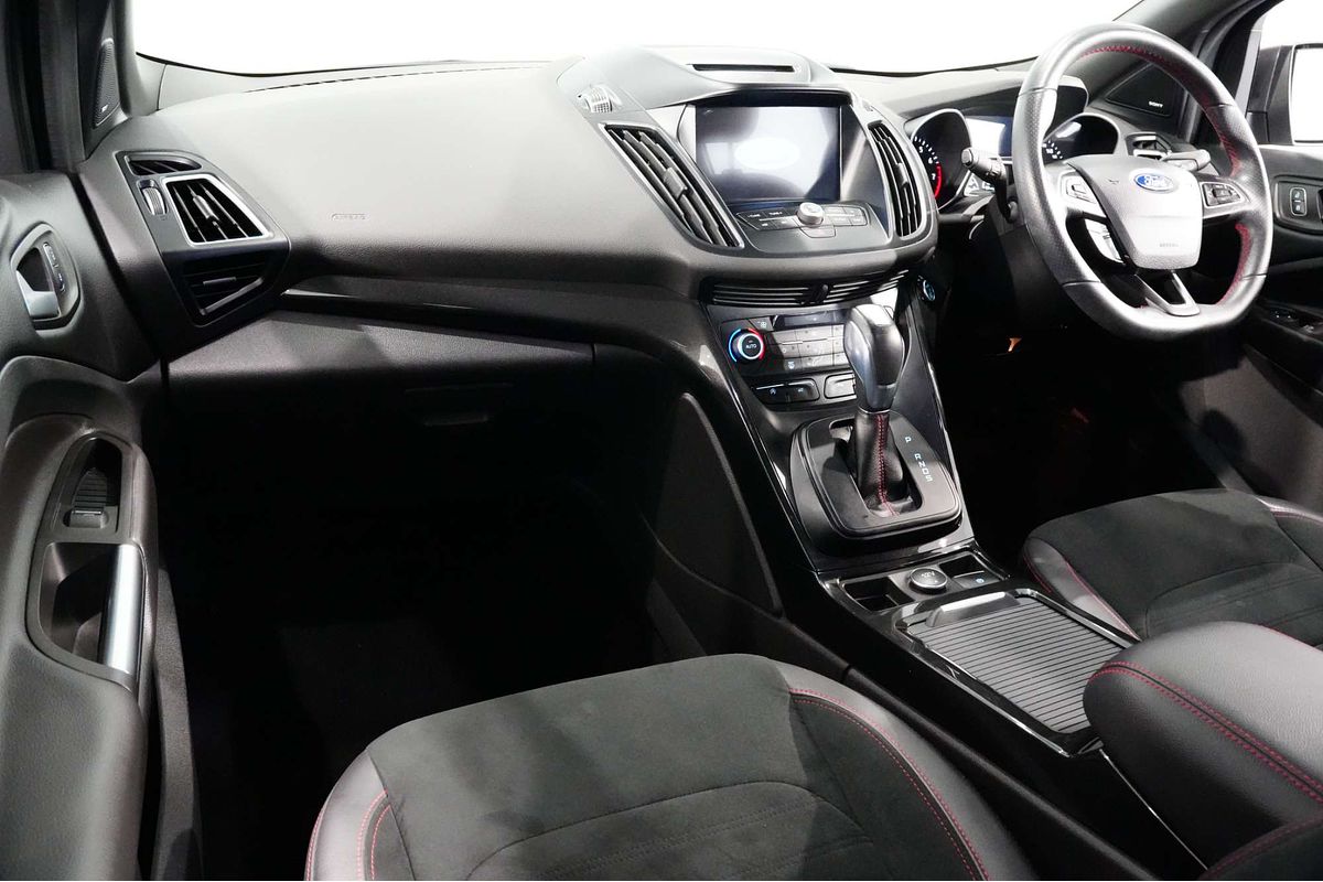 2019 Ford Escape ST-Line ZG