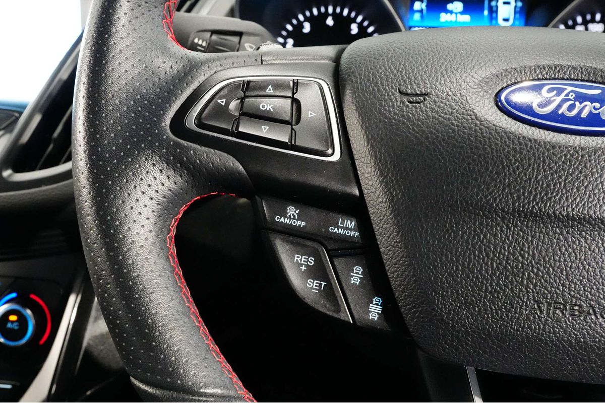2019 Ford Escape ST-Line ZG