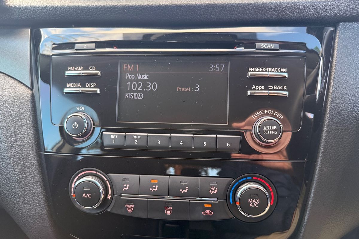2015 Nissan QASHQAI ST J11