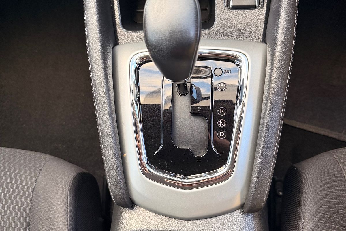 2015 Nissan QASHQAI ST J11
