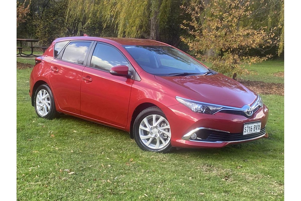 2018 Toyota Corolla Ascent Sport ZRE182R