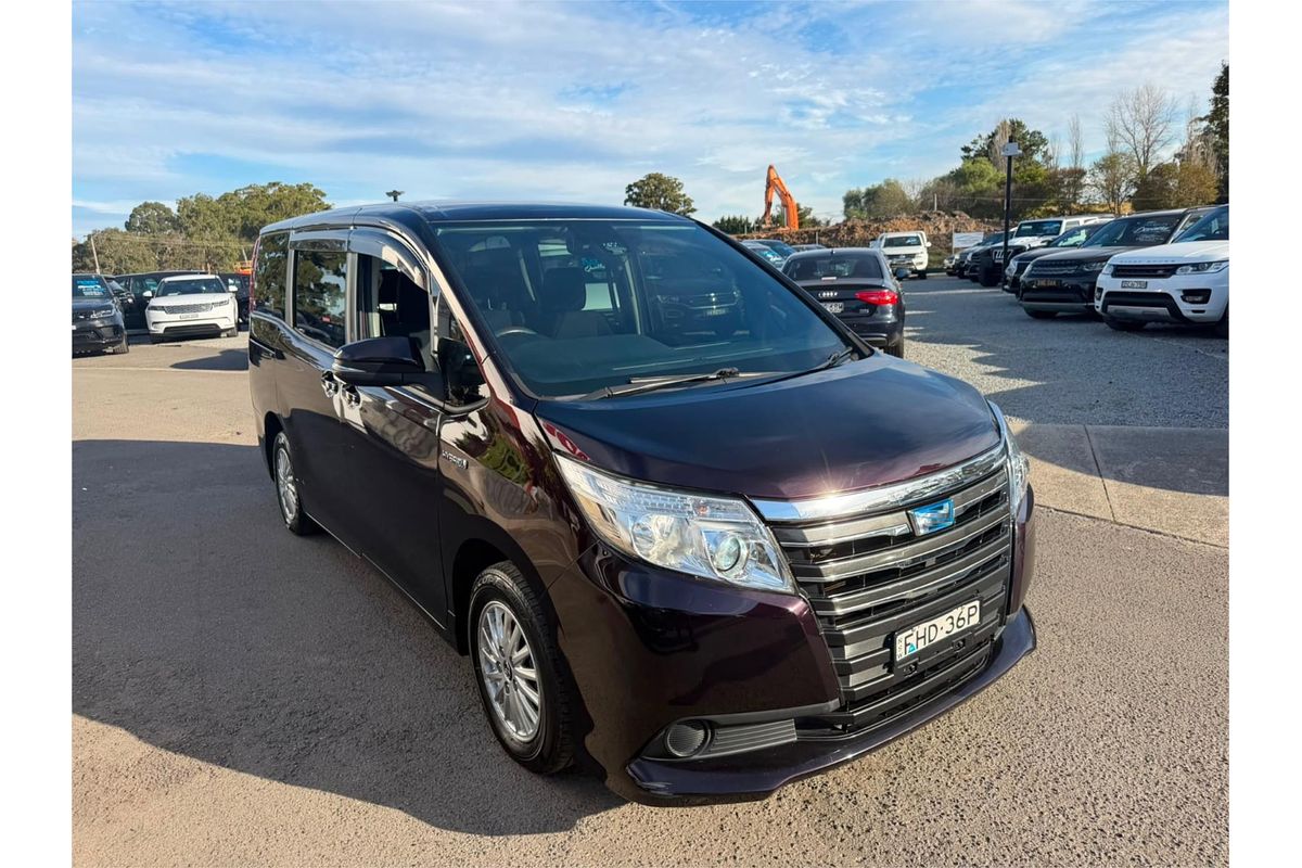 2013 Toyota Noah G ZZR70G