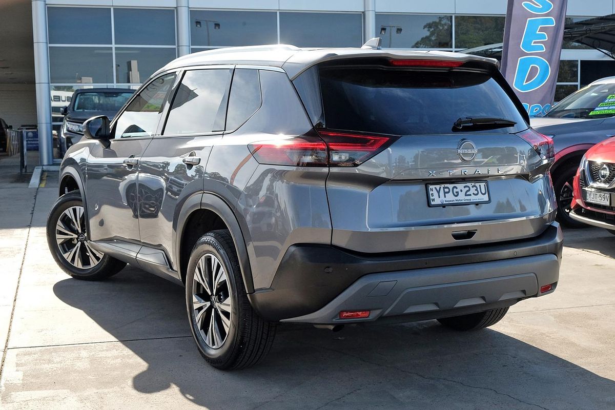 2024 Nissan X-TRAIL ST-L T33