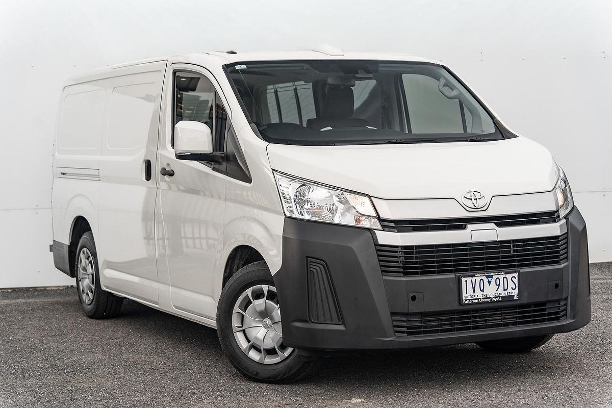 2022 Toyota Hiace GDH300R LWB