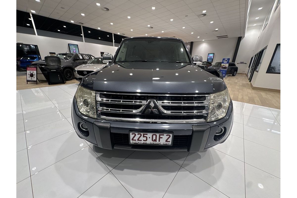 2009 Mitsubishi Pajero Exceed NT