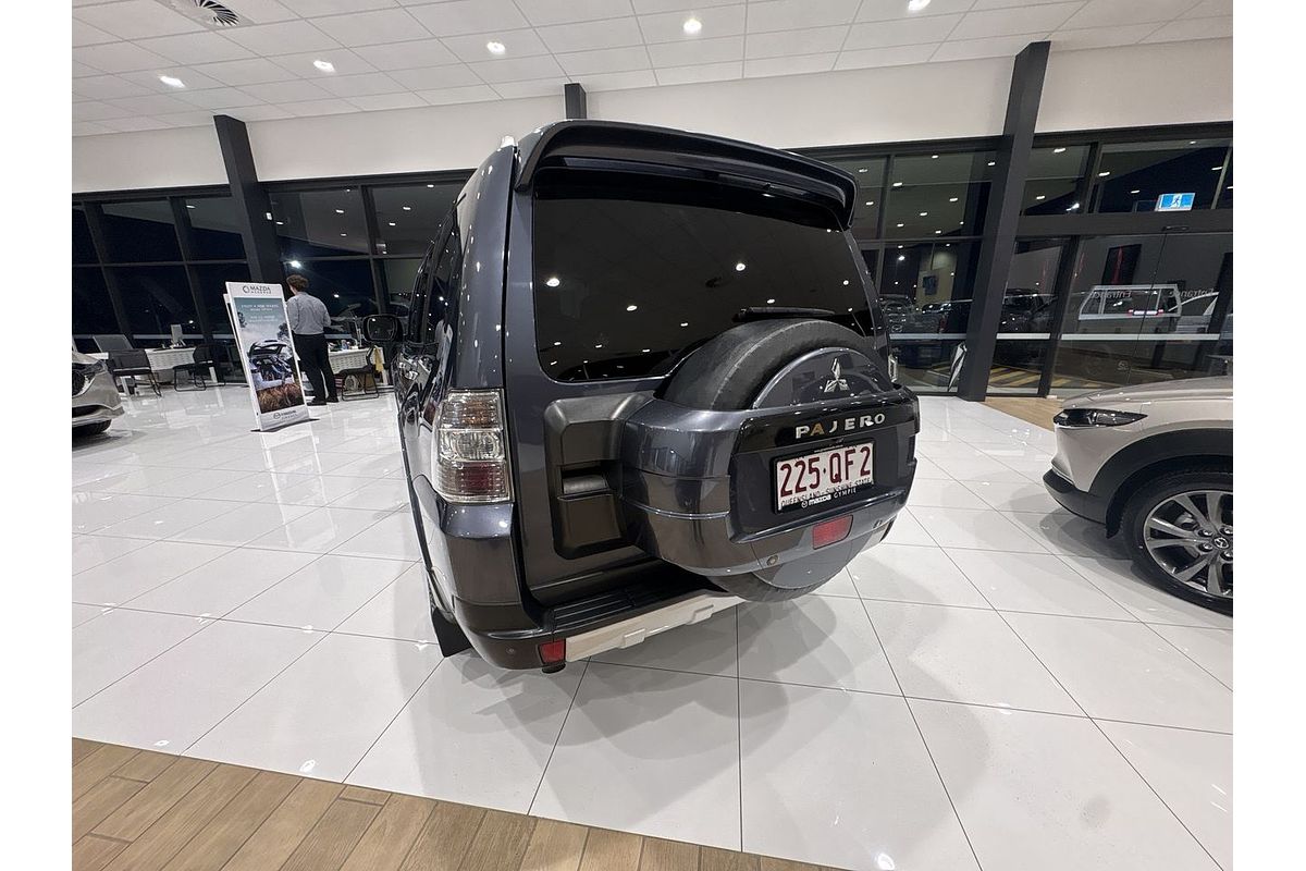 2009 Mitsubishi Pajero Exceed NT