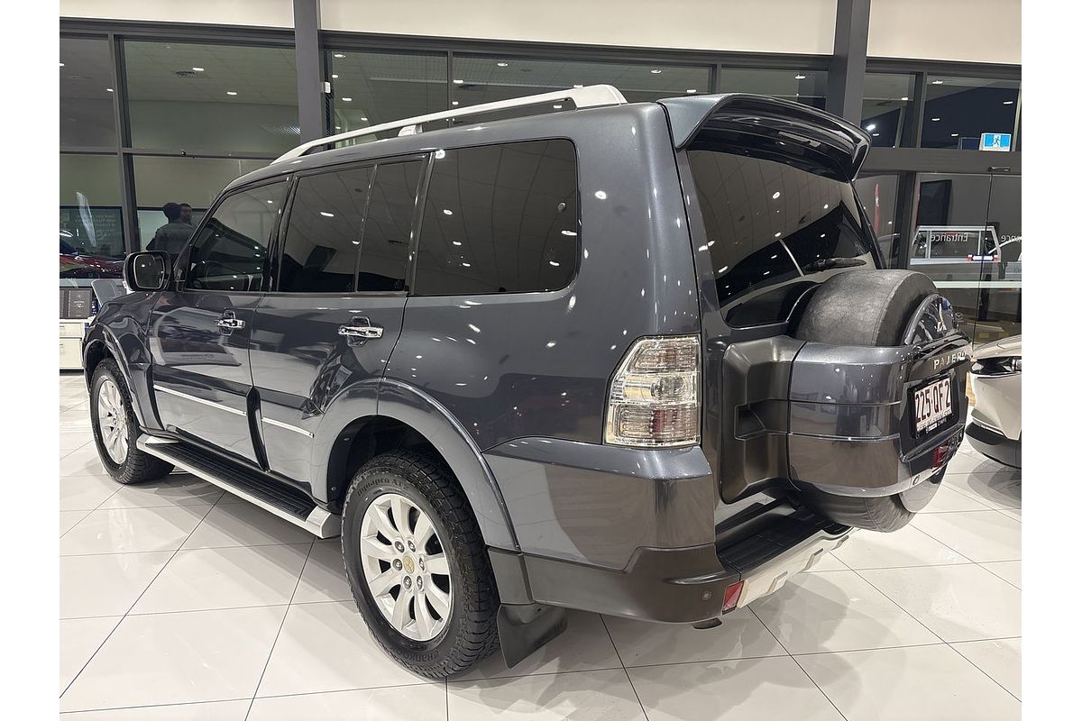 2009 Mitsubishi Pajero Exceed NT
