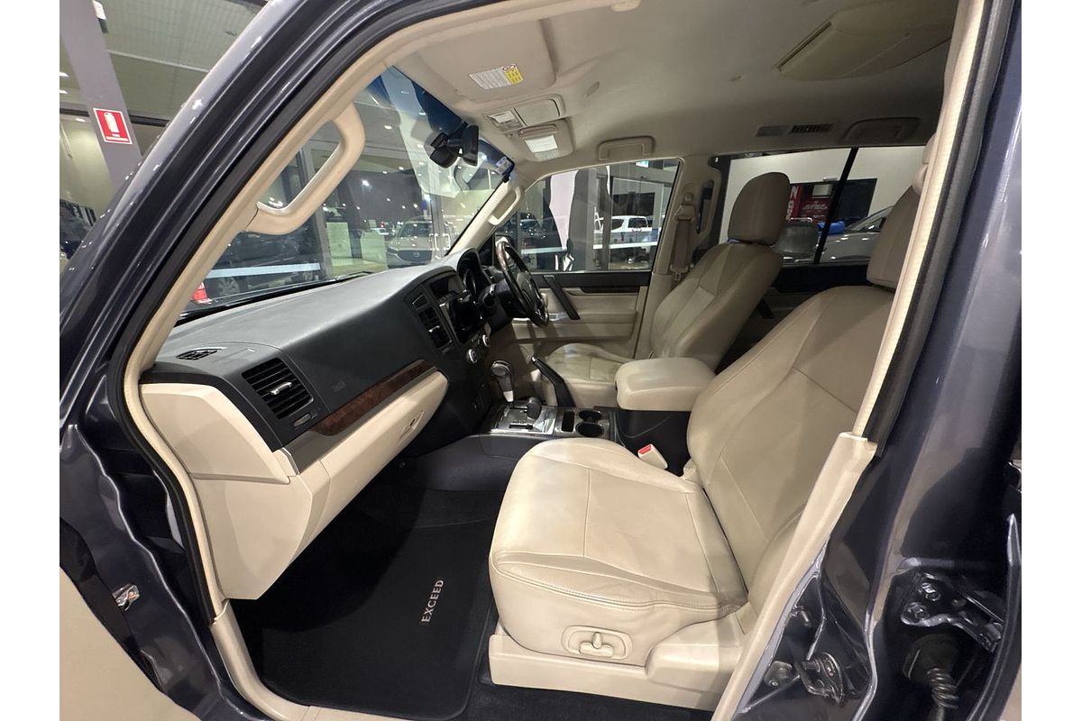 2009 Mitsubishi Pajero Exceed NT