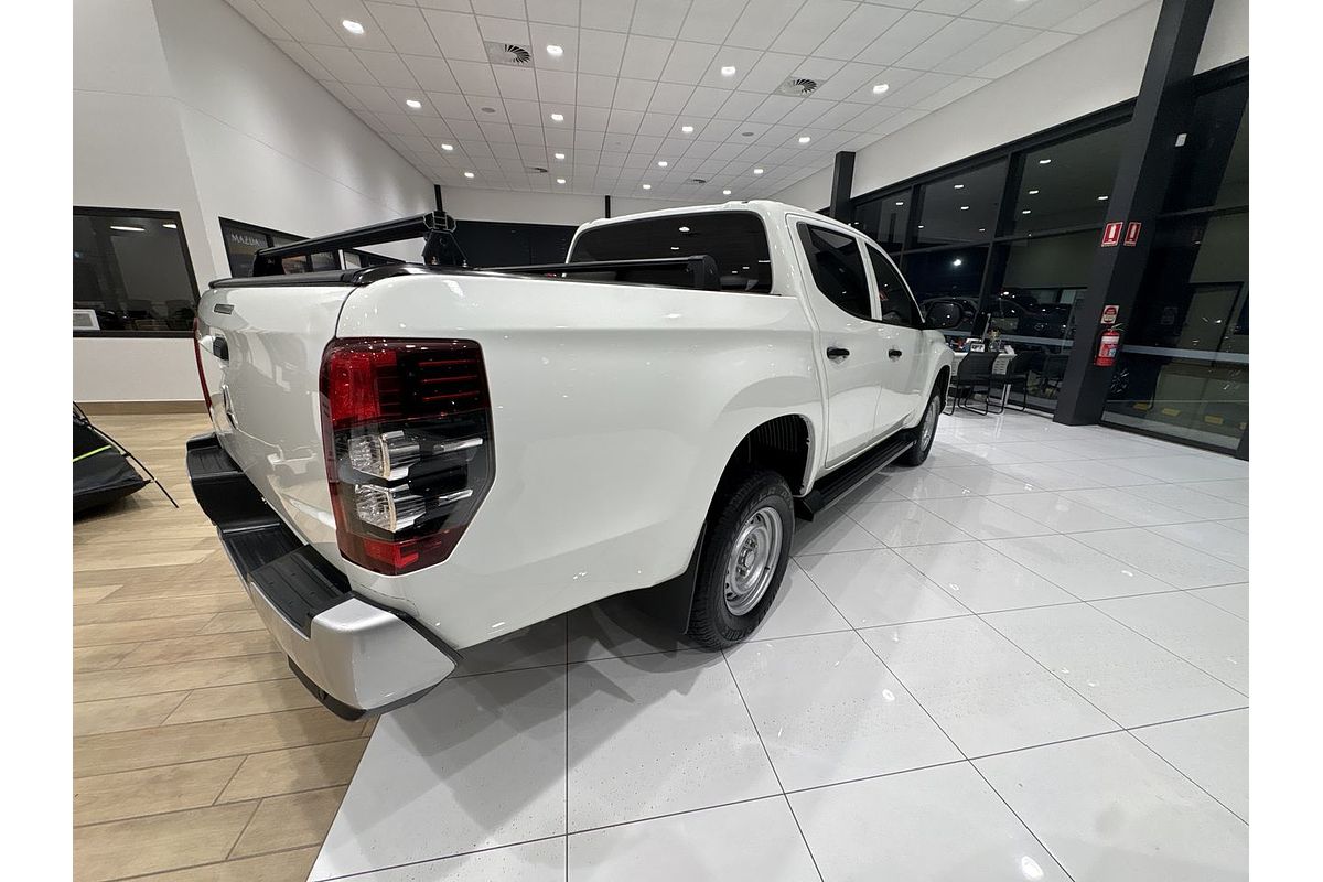 2023 Mitsubishi Triton GLX MR 4X4