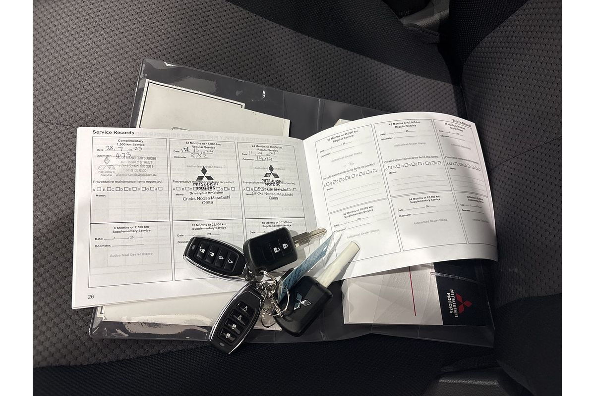 2023 Mitsubishi Triton GLX MR 4X4