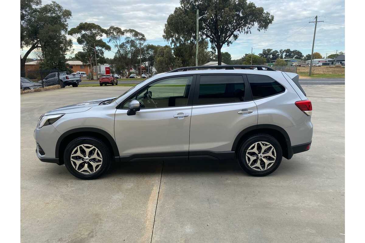 2023 Subaru Forester 2.5i-L S5