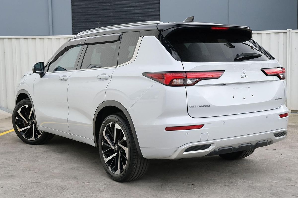2023 Mitsubishi Outlander Exceed Tourer ZM