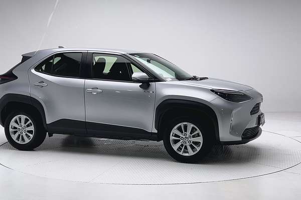 2022 Toyota Yaris Cross GX MXPJ10R thumb-8