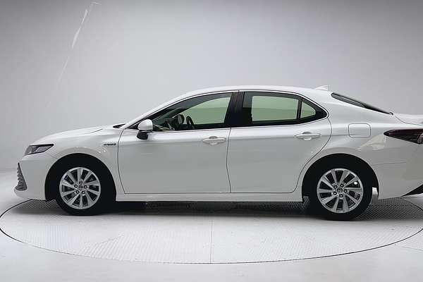 2024 Toyota Camry Ascent AXVH70R thumb-4