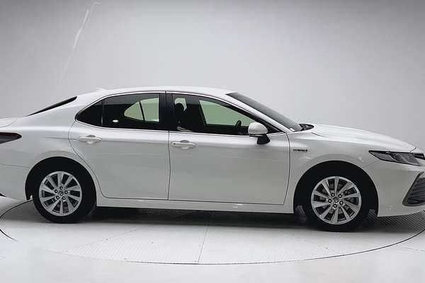 2024 Toyota Camry Ascent AXVH70R thumb-8