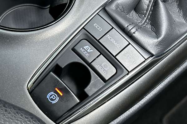 2024 Toyota Camry Ascent AXVH70R thumb-14