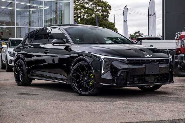 2025 Kia K4 GT-Line CL4m