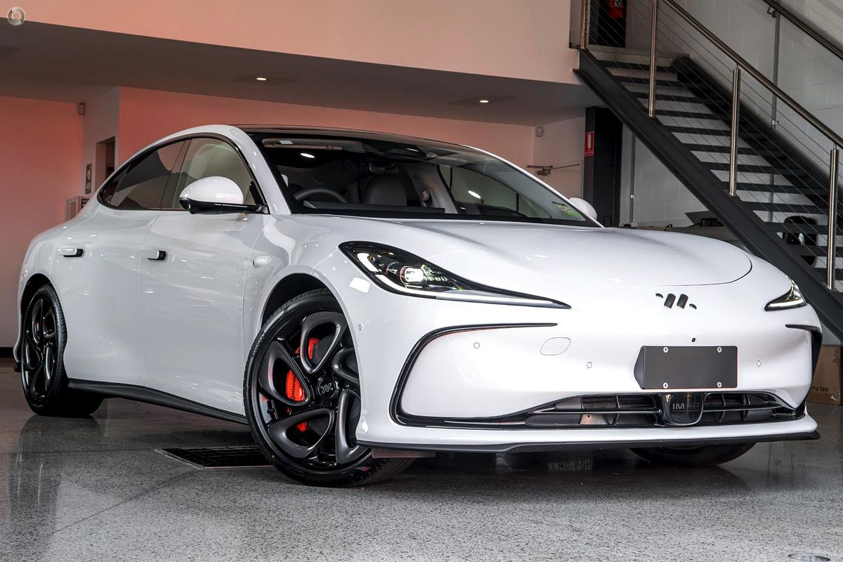 2026 MG IM5 Platinum P12L