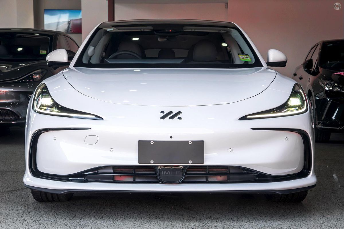 2026 MG IM5 Platinum P12L