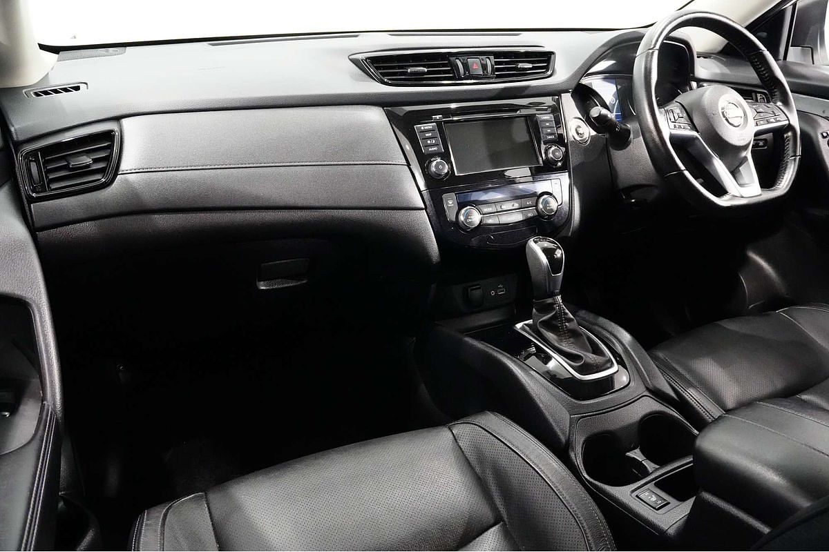 2022 Nissan X-TRAIL ST-L T32