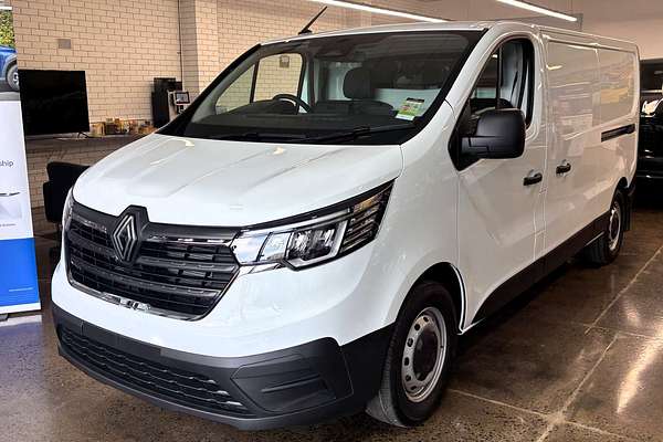 2026 Renault Trafic Pro X82 SWB Low Roof