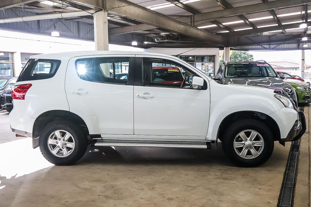 2016 Isuzu MU-X LS-M
