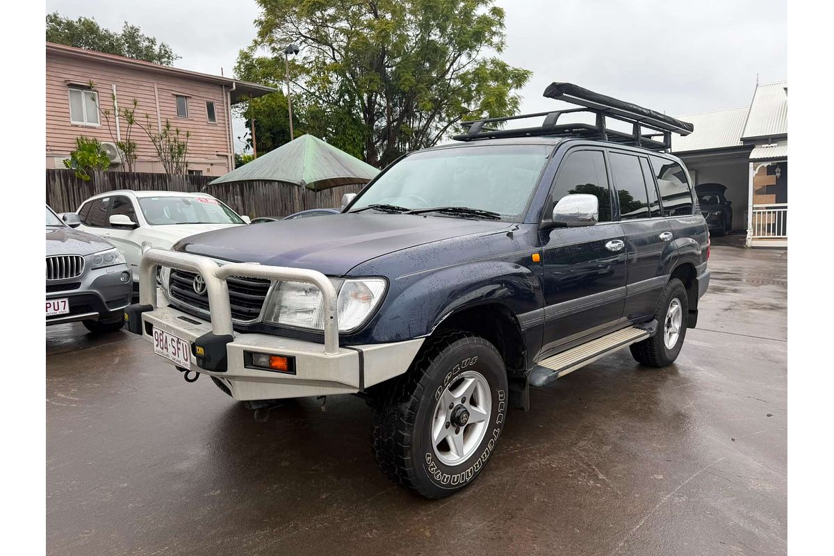 1999 Toyota Landcruiser RV FZJ105R