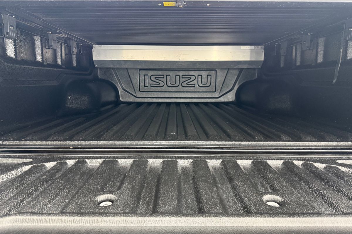 2021 Isuzu D-MAX X-TERRAIN 4X4