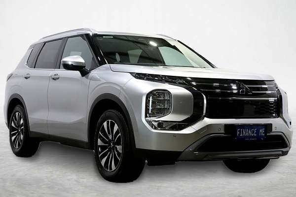 2025 Mitsubishi Outlander LS ZM
