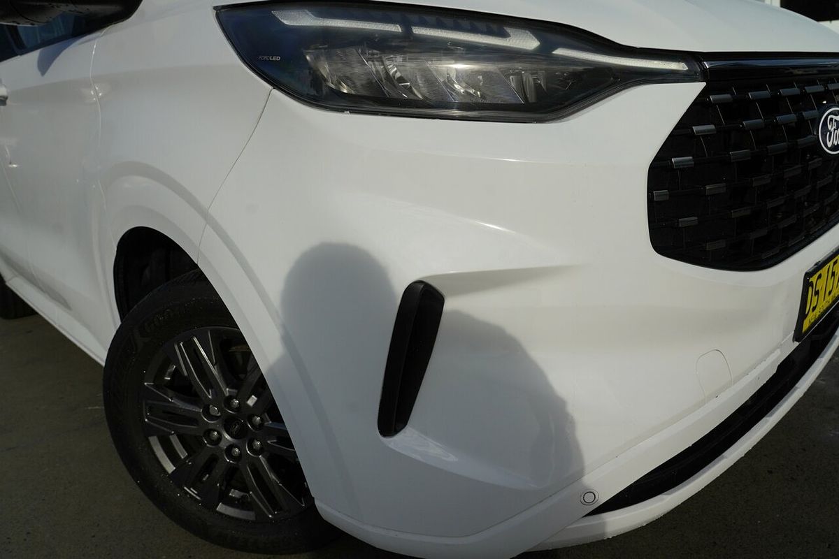 2024 Ford Tourneo Titanium X AV SWB